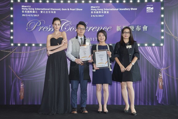 鍾惠冰小姐及得奬設計師謝嘉榮先生